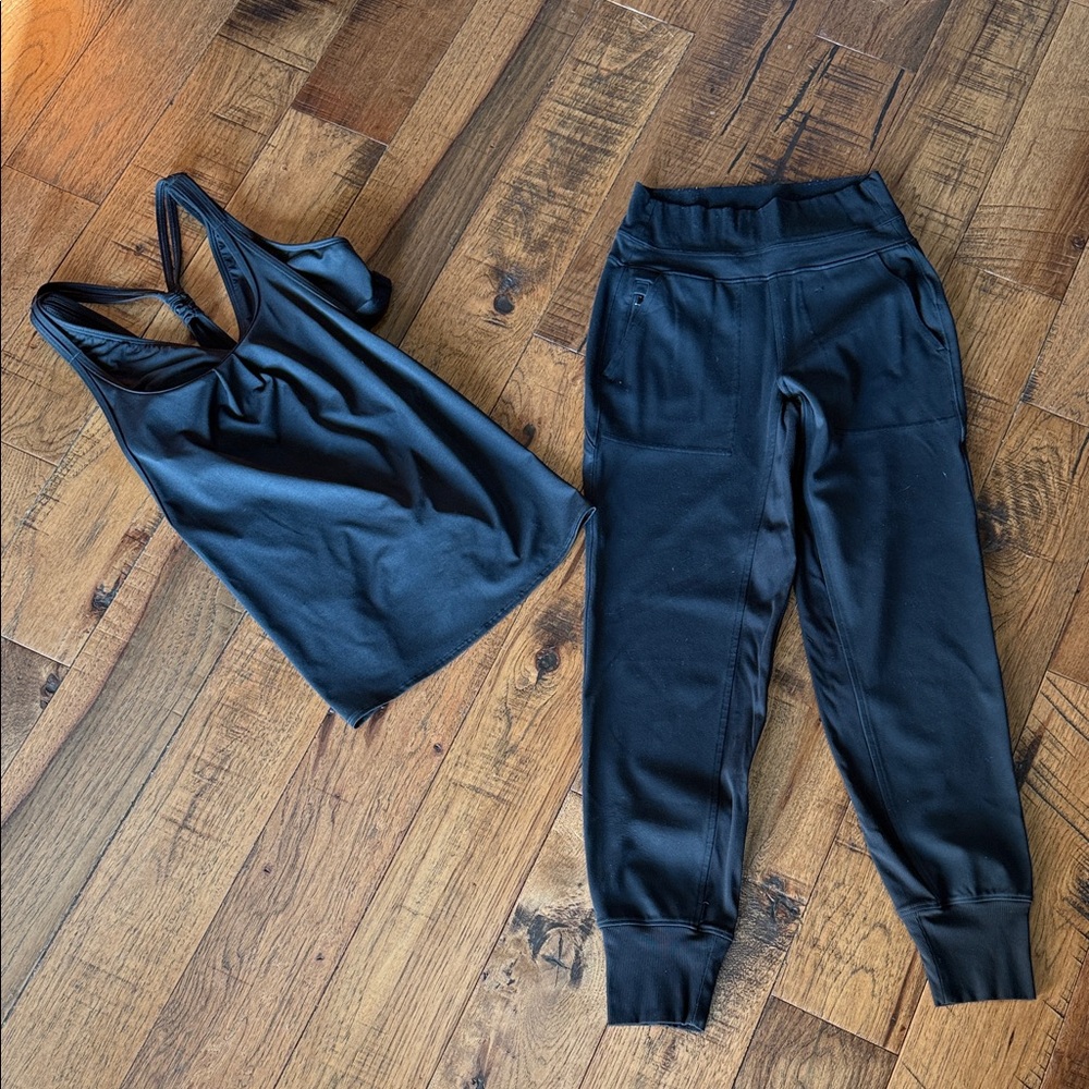 Athleta Activewear Set Tie Back Tank Bra Combo 4 Pocket Joggers Cuffed Ankle